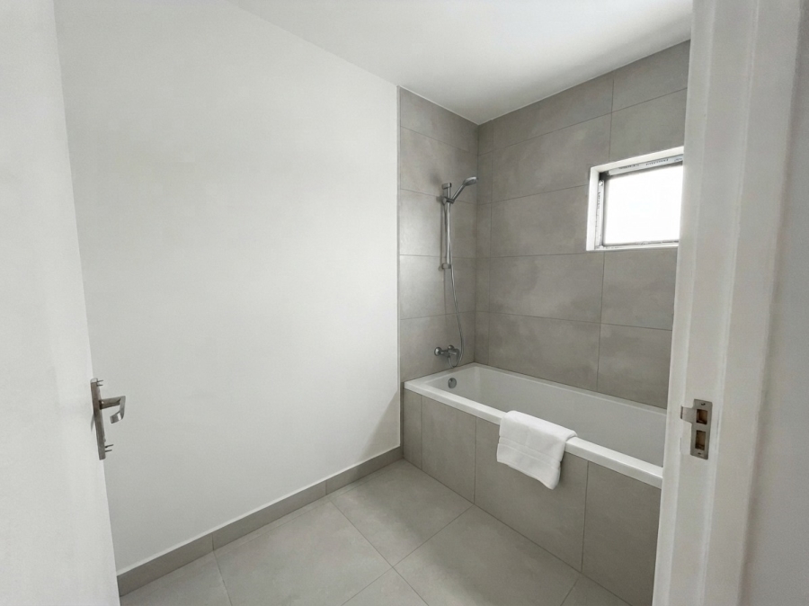 2 Bedroom Property for Sale in Parsonsvlei Eastern Cape